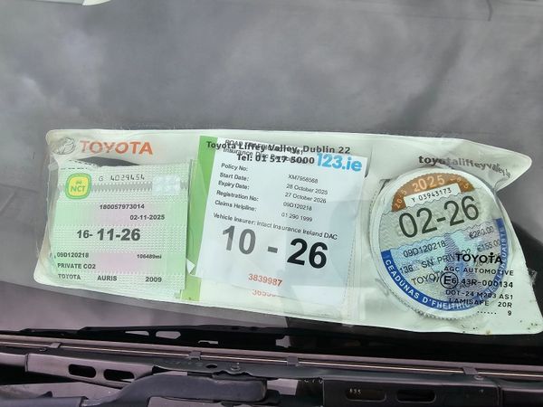 Toyota Auris Hatchback, Petrol, 2009, Black