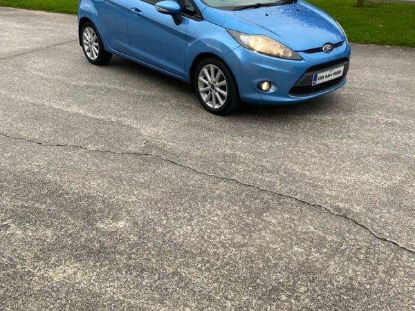 Ford Fiesta Hatchback, Petrol, 2009, Blue