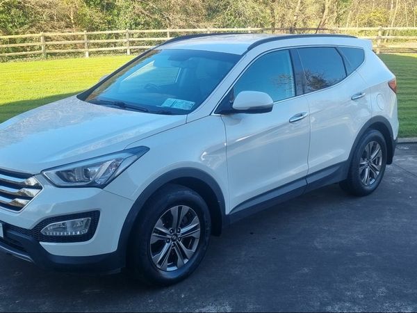 Hyundai Santa Fe SUV, Diesel, 2016, White