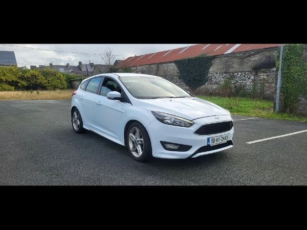 Ford Focus Hatchback, Diesel, 2015, White