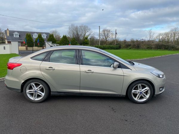 Ford Focus Saloon, Diesel, 2015, Silver