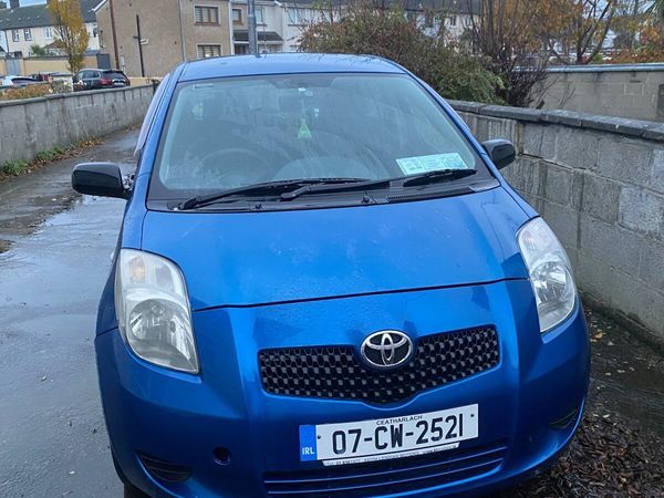 Toyota Yaris Hatchback, Petrol, 2007, Blue
