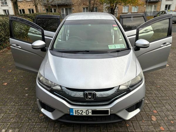 Honda Fit Hatchback, Petrol Hybrid, 2015, Silver