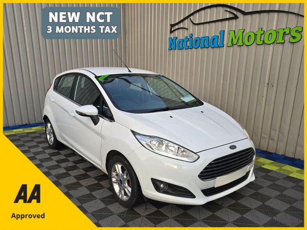 Ford Fiesta Hatchback, Petrol, 2016, White