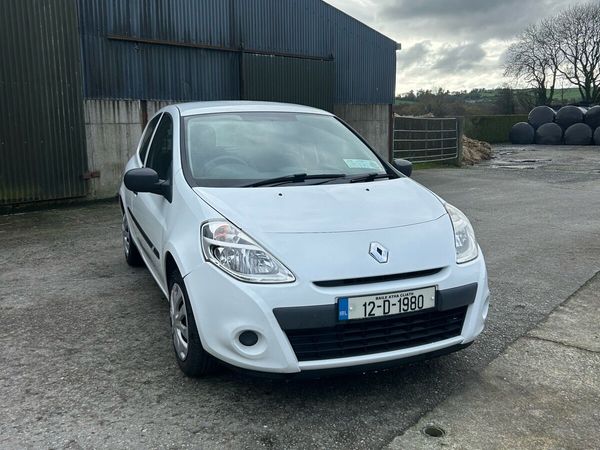 Renault Clio Hatchback, Ethanol Petrol, 2012, White