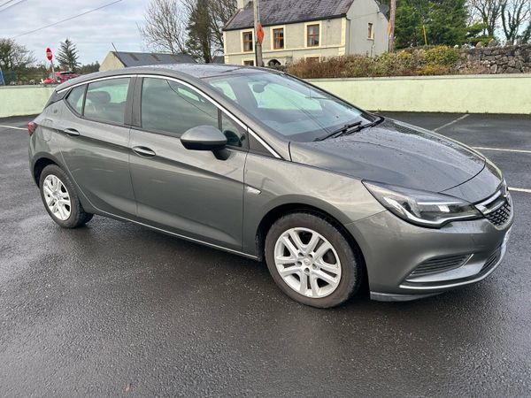 Opel Astra Hatchback, Diesel, 2017, Grey