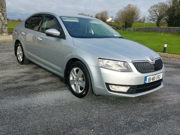 Skoda Octavia Saloon, Diesel, 2016, Silver