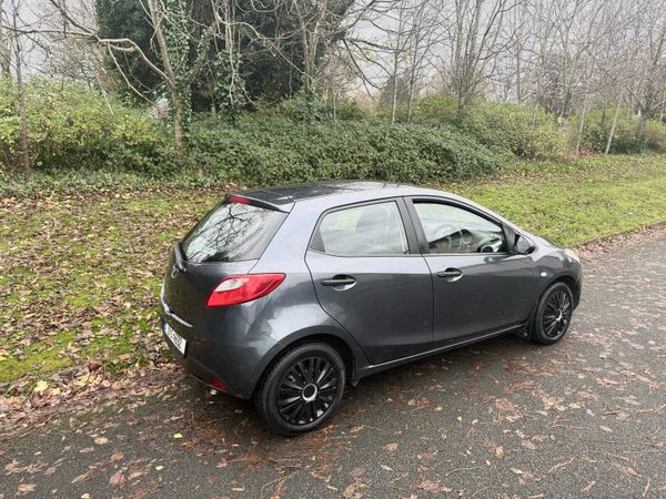 Mazda Mazda2 Hatchback, Petrol, 2010, Grey