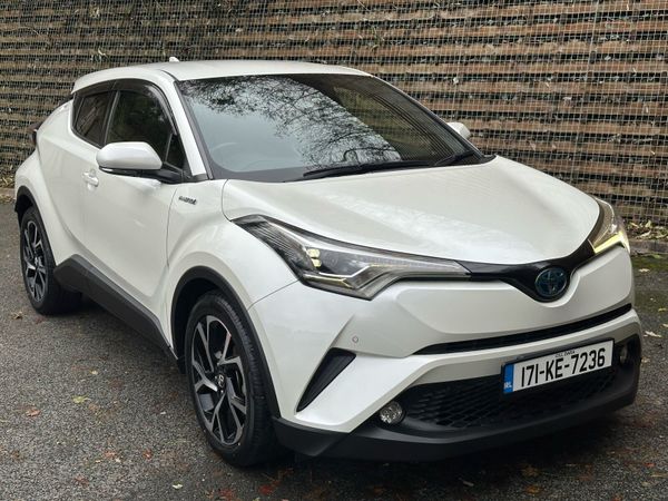 Toyota C-HR SUV, Petrol Hybrid, 2017, White