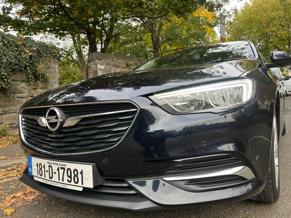 Opel Insignia Hatchback, Petrol, 2018, Blue