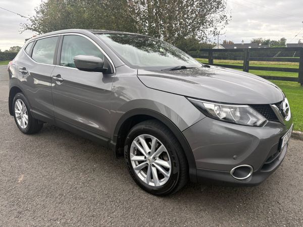 Nissan Qashqai Hatchback, Diesel, 2015, Grey