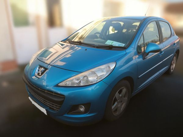 Peugeot 207 Hatchback, Diesel, 2012, Blue