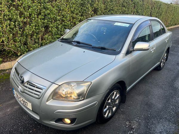 Toyota Avensis Saloon, Petrol, 2009, Silver