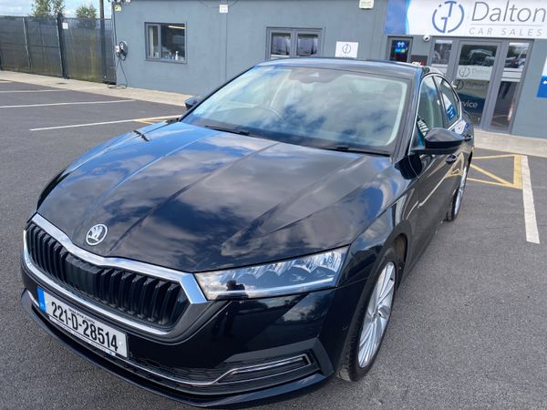 Skoda Octavia Saloon, Diesel, 2022, Black