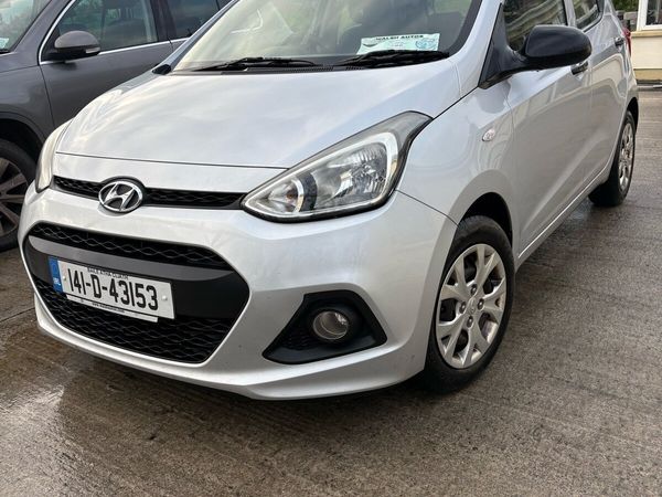 Hyundai i10 Hatchback, Petrol, 2014, Silver