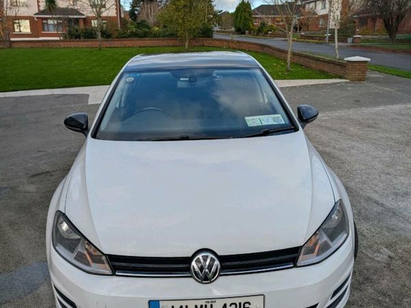 Volkswagen Golf Hatchback, Diesel, 2014, White