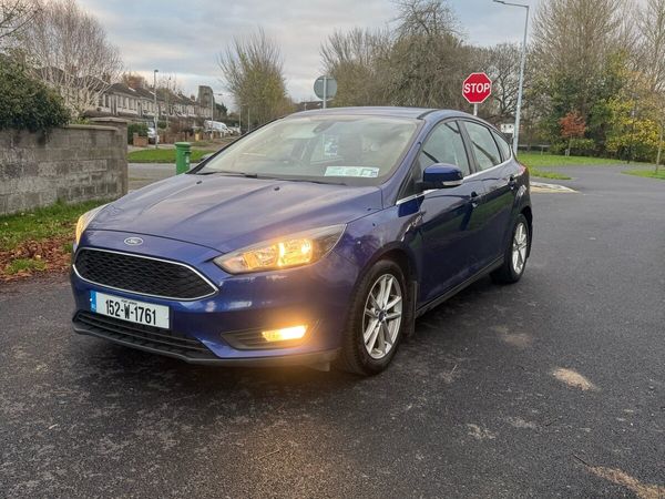 Ford Focus Hatchback, Petrol, 2015, Blue