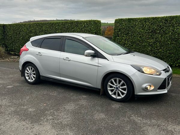 Ford Focus Hatchback, Diesel, 2012, Silver