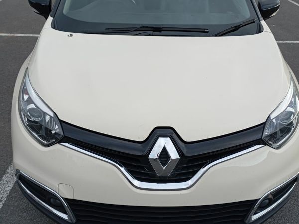 Renault Captur Hatchback, Diesel, 2017, White