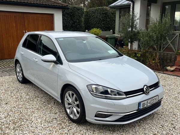 Volkswagen Golf Estate, Petrol, 2018, White