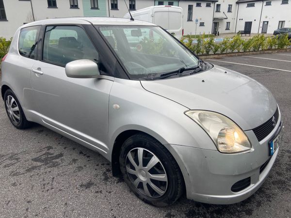 Suzuki Swift Hatchback, Petrol, 2007, Silver