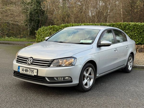 Volkswagen Passat Saloon, Diesel, 2014, Silver