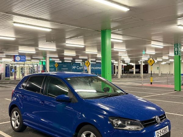 Volkswagen Polo Hatchback, Petrol, 2012, Blue