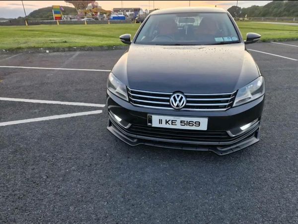 Volkswagen Passat Saloon, Diesel, 2011, Black