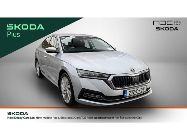 Skoda Octavia Saloon, Petrol, 2023, Grey