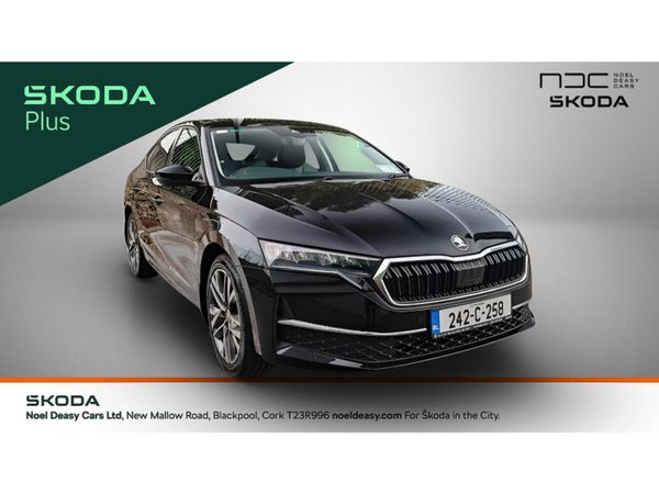 Skoda Octavia Saloon, Petrol, 2024, Black