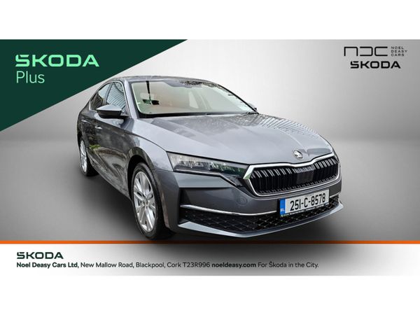 Skoda Octavia Hatchback, Diesel, 2025, Grey