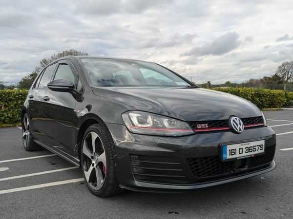 Volkswagen Golf Estate, Petrol, 2016, Grey