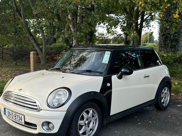 Mini Cooper Hatchback, Petrol, 2009, Black