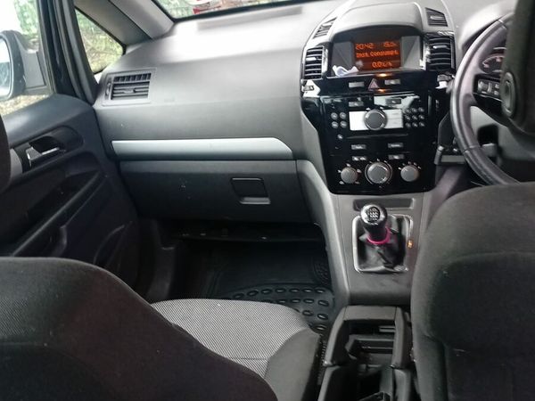 Opel Zafira MPV, Diesel, 2011, Black