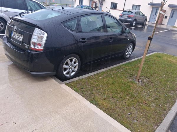 Toyota Prius Hatchback, Petrol Hybrid, 2009, Black