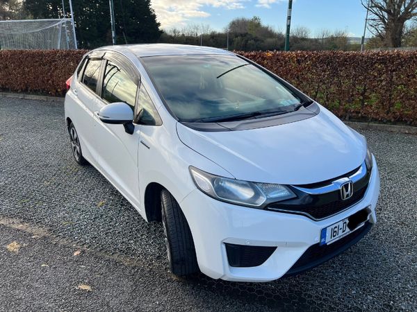 Honda Fit Hatchback, Petrol Hybrid, 2016, White