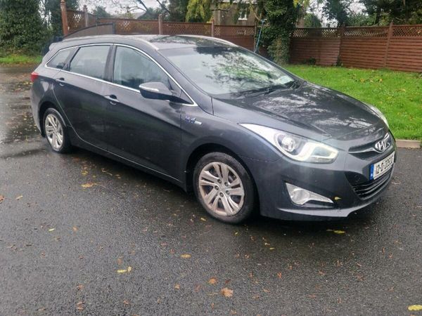 Hyundai i40 Estate/Jeep, Diesel, 2012, Grey