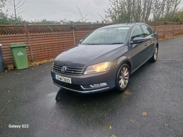 Volkswagen Passat Saloon, Diesel, 2012, Grey
