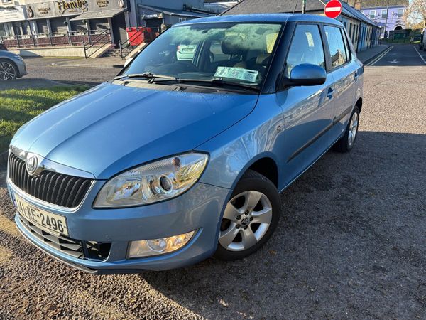 Skoda Fabia Hatchback, Petrol, 2014, Blue