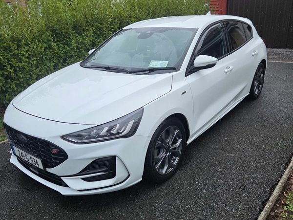 Ford Focus Hatchback, Diesel, 2024, White