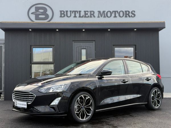 Ford Focus Hatchback, Diesel, 2021, Black