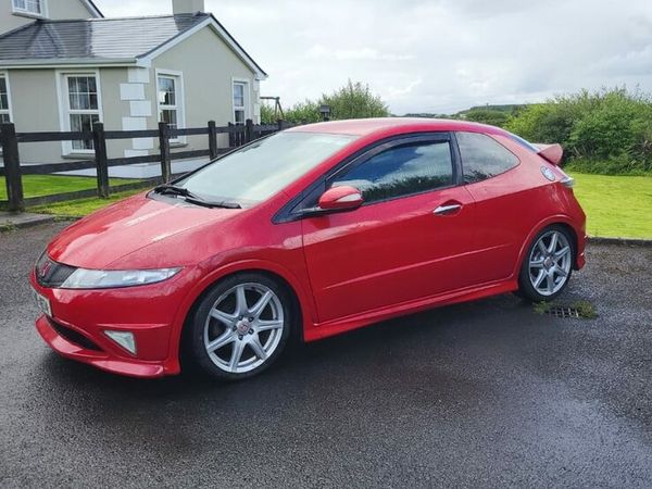 Honda Civic Hatchback, Petrol, 2011, Red