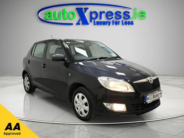 Skoda Fabia Hatchback, Petrol, 2014, Black