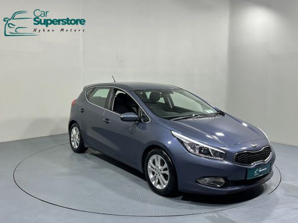 Kia Ceed Hatchback, Diesel, 2014, Blue