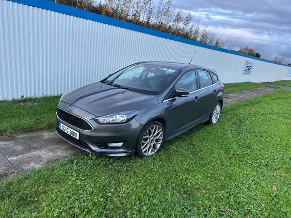 Ford Focus Hatchback, Petrol, 2016, Grey