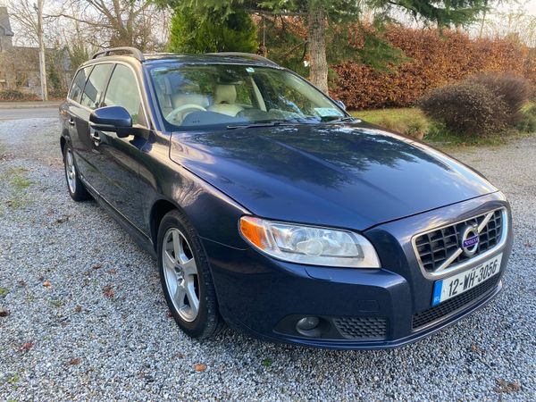 Volvo V70 Estate, Diesel, 2012, Blue