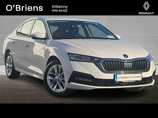 Skoda Octavia Saloon, Diesel, 2024, White