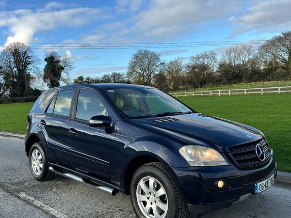 Other Other Estate/Jeep, Petrol, 2006, Blue