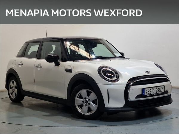 Mini Cooper Hatchback, Petrol, 2023, White