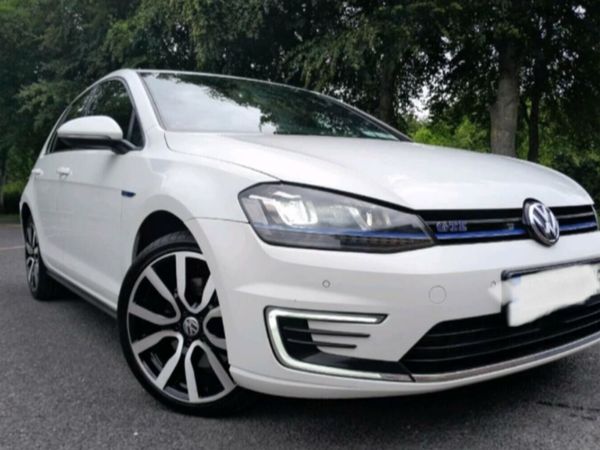 Volkswagen Golf Hatchback, Petrol Plug-in Hybrid, 2016, White